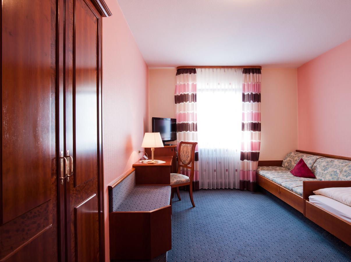 נירנברג Hotel Am Heideloffplatz מראה חיצוני תמונה